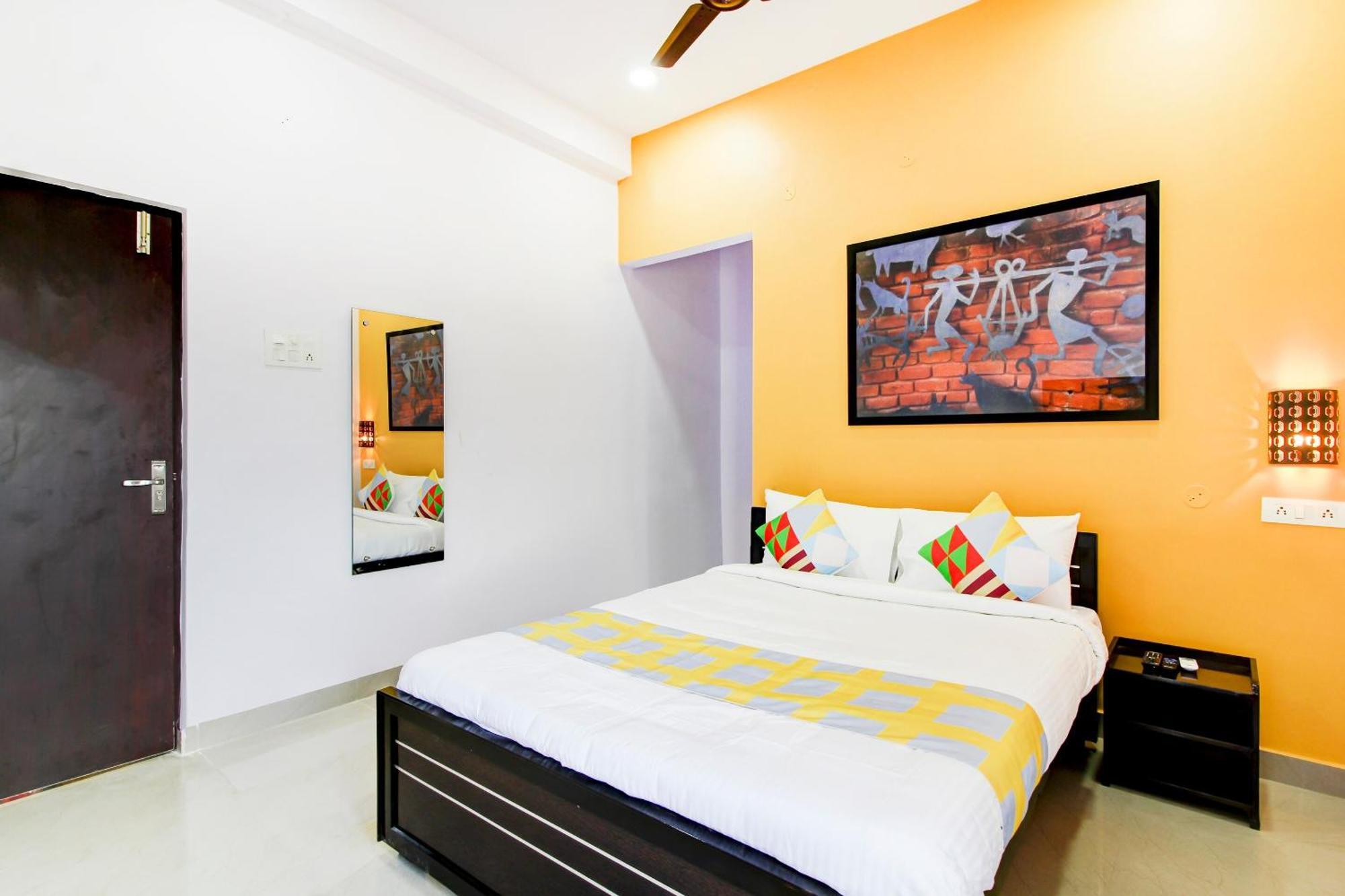 Hotel O Home Comfortable Stays, Near Aasam Gadh Current Office Sururnagar ภายนอก รูปภาพ
