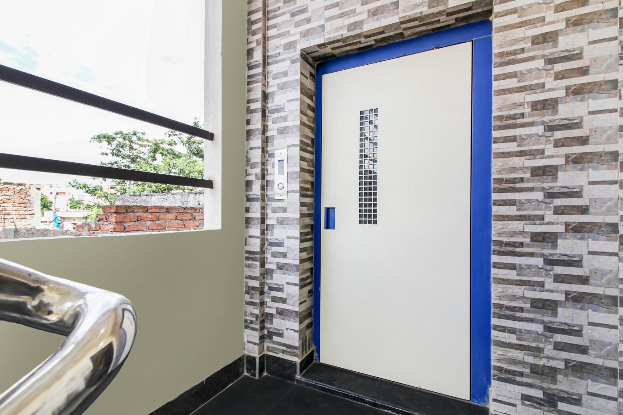 Hotel O Home Comfortable Stays, Near Aasam Gadh Current Office Sururnagar ภายนอก รูปภาพ