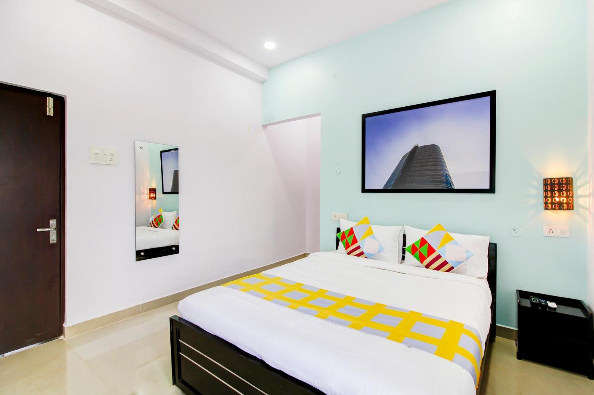 Hotel O Home Comfortable Stays, Near Aasam Gadh Current Office Sururnagar ภายนอก รูปภาพ